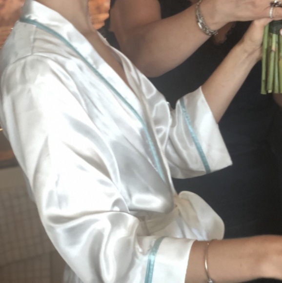 Linea Donatella Bride Robe - Picture 4 of 4